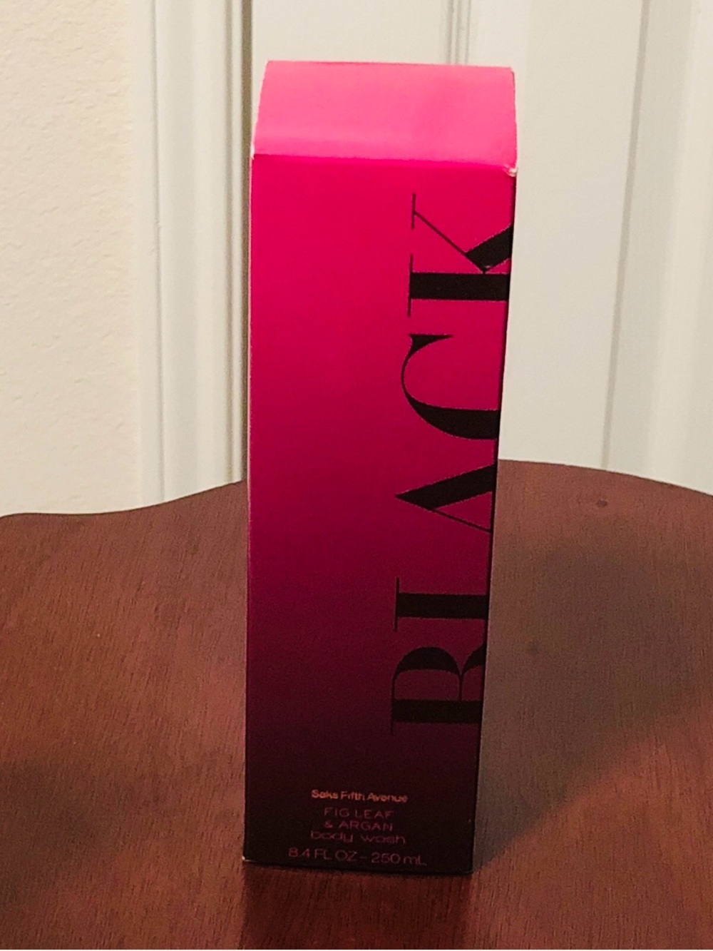 Saks Fifth Avenue Fig Leaf & Argan Body Wash - Hot Pink Ombre
